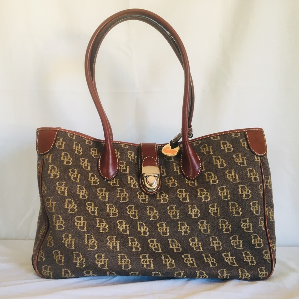 Dooney & Bourke Tote